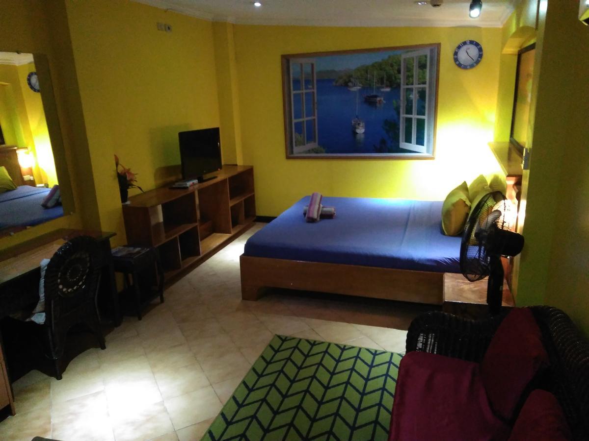 Mango'S Beachfront Resort Олонгапо Номер фото